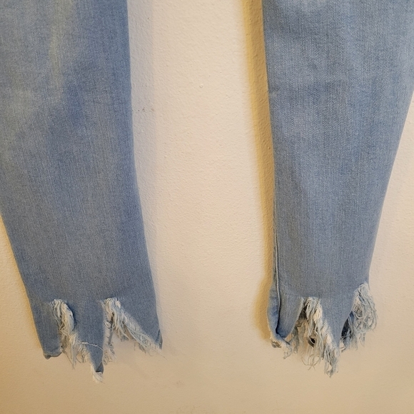 AP Blue By Aphrodite Women's High Waisted Distressed Jeans XL NWT - Picture 8 of 11